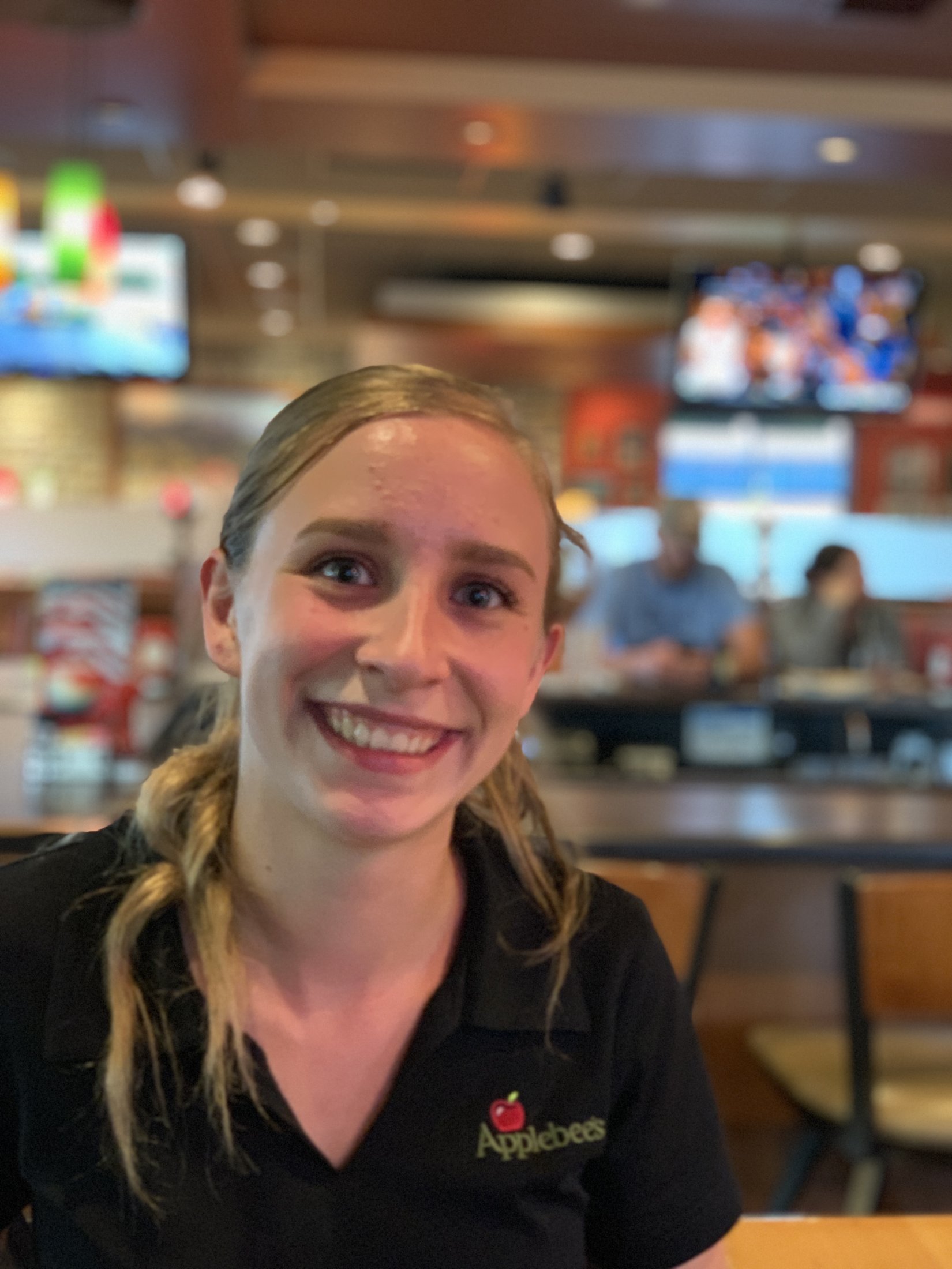 Jenny Applebee’s Waitress Im In The Wind